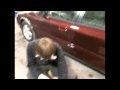 Auto Detailing Tips – Removing Compounds, Polishes, Wax From Molding and Cracks on Cars